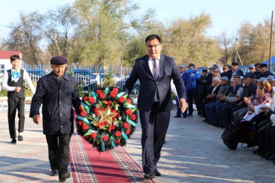 Памяти героя Шукира Еркинова посвящается