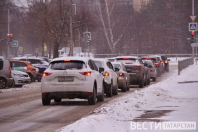 В Казани на ул. Большая Крыловка откроют платную парковку