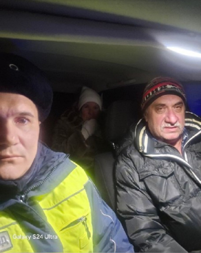 В Татарстане заглохшее на трассе авто сотрудник ГАИ помог доставить на стоянку