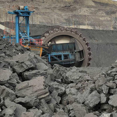 Наварились на старье