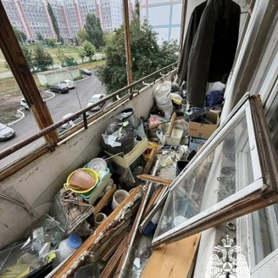 Хлопок газового баллончика выбил стекла на балконе челнинской многоэтажки