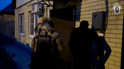 Даже на мусорных мешках взятки брать умудряются