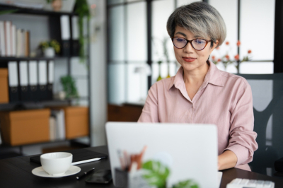 Фриланс без соцпакета или работа по найму &mdash; что выбрать в 2026 году