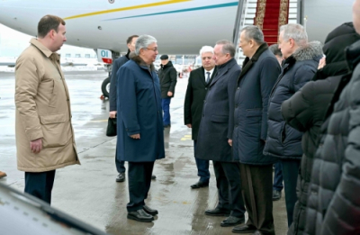 Токаев прилетел в Санкт-Петербург