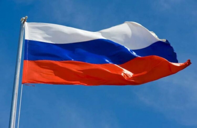 Рустам Минниханов поздравил жителей республики с Днем Государственного флага Российской Федерации