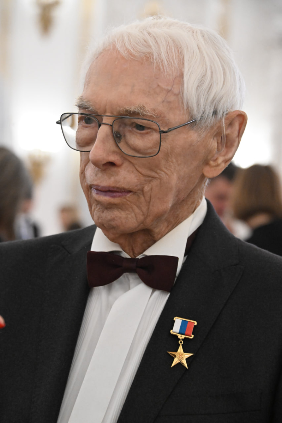 Легендарному советскому композитору Александру Зацепину исполнилось 100 лет