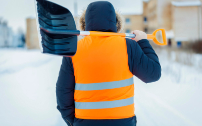 КСК не убирает лёд во дворе. Совет юриста