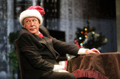 &laquo;Волнение видно&raquo;: Бурляев оценил работу Ефремова в спектакле Михалкова