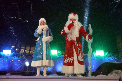 В Казахстане запрещен сбор денег на новогодние утренники