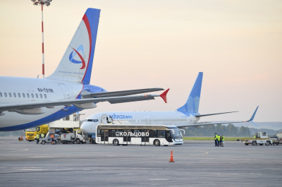 В аэропорту Кольцово массово отменяют рейсы на популярные курорты из-за войны на Ближнем Востоке