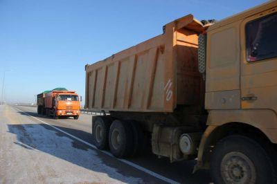 Сотрудников спецЦОНов подозревают в регистрации авто по поддельным документам