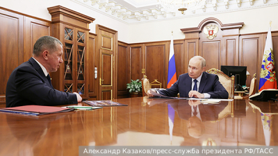 Путин объявил благодарность рэперу ST