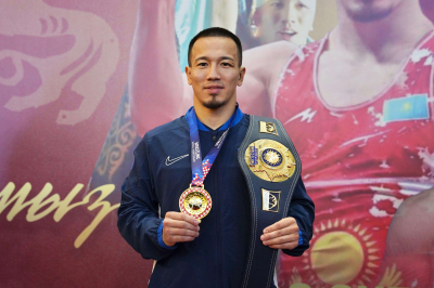 В аэропорту Астаны встретили чемпиона мира по греко-римской борьбе Айдоса Султангали