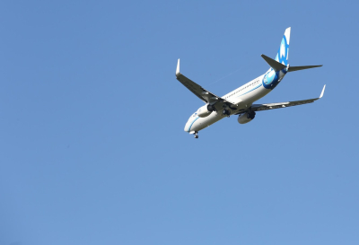 Глава государства поручил решить вопросы по авиатопливу