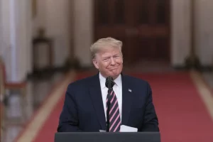 Трамп обратился к России
