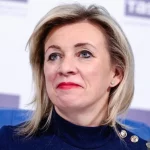 «Лидер», а не «президент»: Захарова оценила лингвистический провал Зеленского на Западе