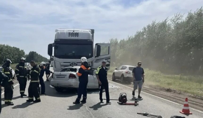 В страшной аварии с фурой в Апастовском районе погиб водитель легковушки 05/07/2026 – Новости