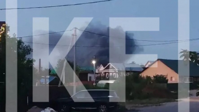 Клубы черного дыма: страшный пожар на базе в Челнах сняли на видео 25/05/2026 – Новости