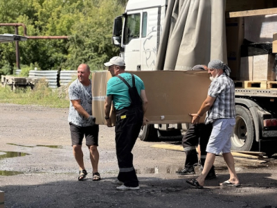 Более 150 тонн гуманитарного груза отправили из Татарстана в зону СВО