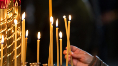 Священник рассказал, что делать со старой или повреждённой иконой 30/07/2026 – Новости