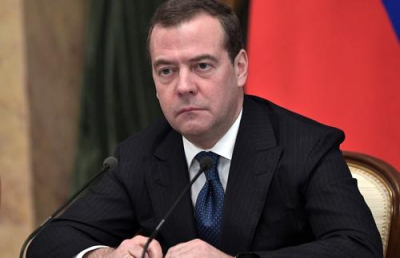 Медведев: в Германии стал официальным курс на проведение масштабного реванша за поражение во Второй мировой