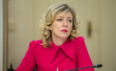 Захарова объяснила появление Путина в военной форме
